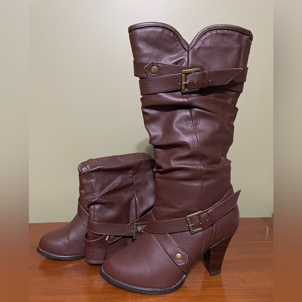 Brown Leather Scrunch Boots with buckle